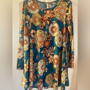 ‼️SALE-SALE-SALE‼️ Colorful turquoise, gold, rust, cream swing dress flowers.🌼💙